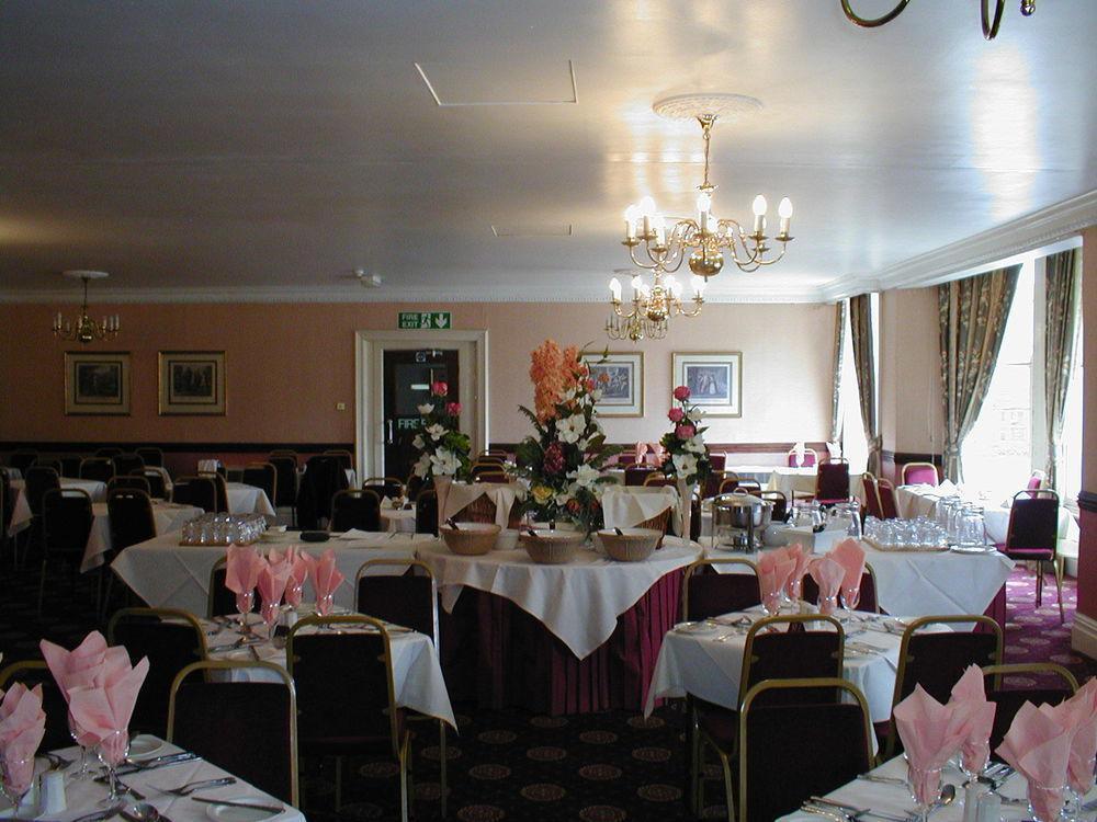 Glen Usk Hotel Llandrindod Wells Exterior photo